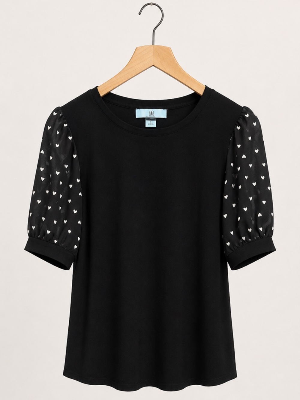 CeCe Wrinkle Free Heart-Print Puff Sleeve Black Top (288)